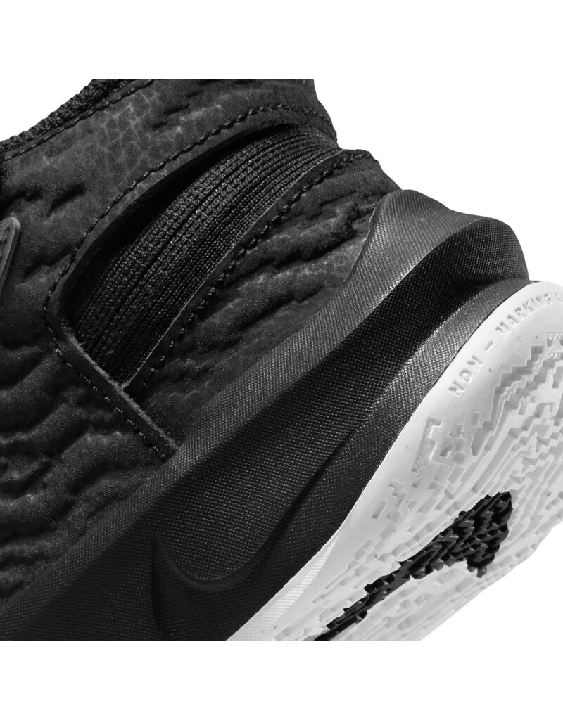 Nike Team Hustle D 10 Flyease (PS)- Black/Metallic Silver