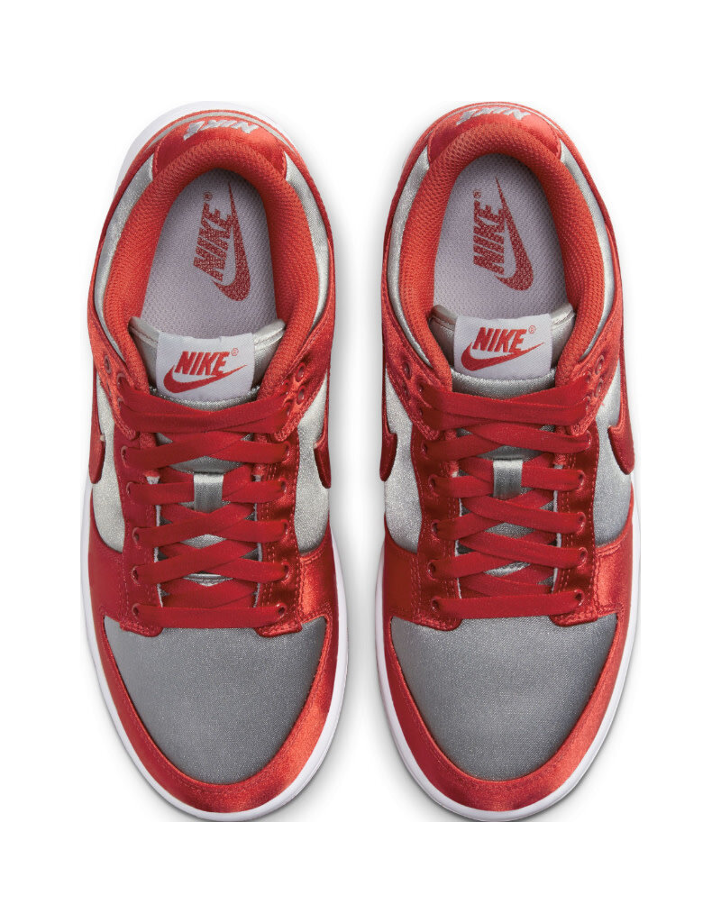 W Nike Dunk Low Ess Snkr-Unlv Satin Red/Grey/White - Sports Gallery
