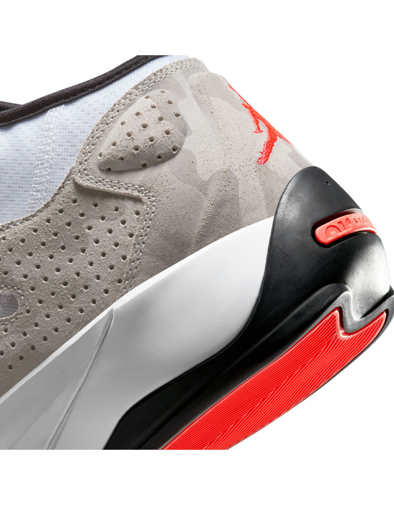 Jordan Jordan Zion 2- Beige/White/Black