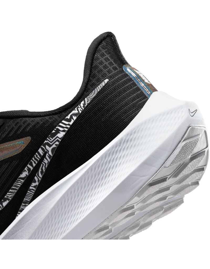 W Air Zoom Pegasus 39- Black/White - Sports Gallery