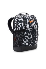 Nike Nk Brsla M Bpk-9.5 Ct Aop Sp24- Lt Smoke Grey/Black/Tot Or Nike Nk Brsla M Bpk-9.5 Ct Aop Sp24- Lt Smoke Grey/Black/Tot Or