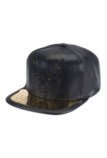 Mitchell & Ness Nba Day One Snapback Bulls- Black/Gold Mitchell & Ness Nba Day One Snapback Bulls- Black/Gold