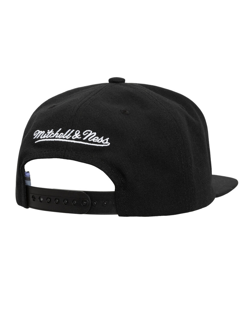 Mitchell & Ness Nba Stripes Snapback Hwc 76Ers- Black/Red