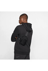 Nike Nk Sprtswr Essentials S Hip Pa- Black/Black/(Dk Smoke Grey)