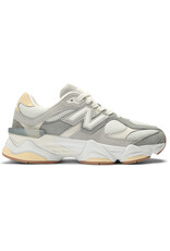New Balance W New Balance 9060- Grey/White/ Rose New Balance W New Balance 9060- Grey/White/ Rose