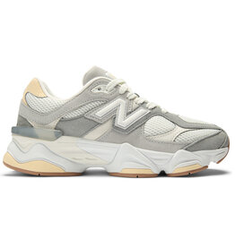 New Balance W New Balance 9060- Grey/White/ Rose