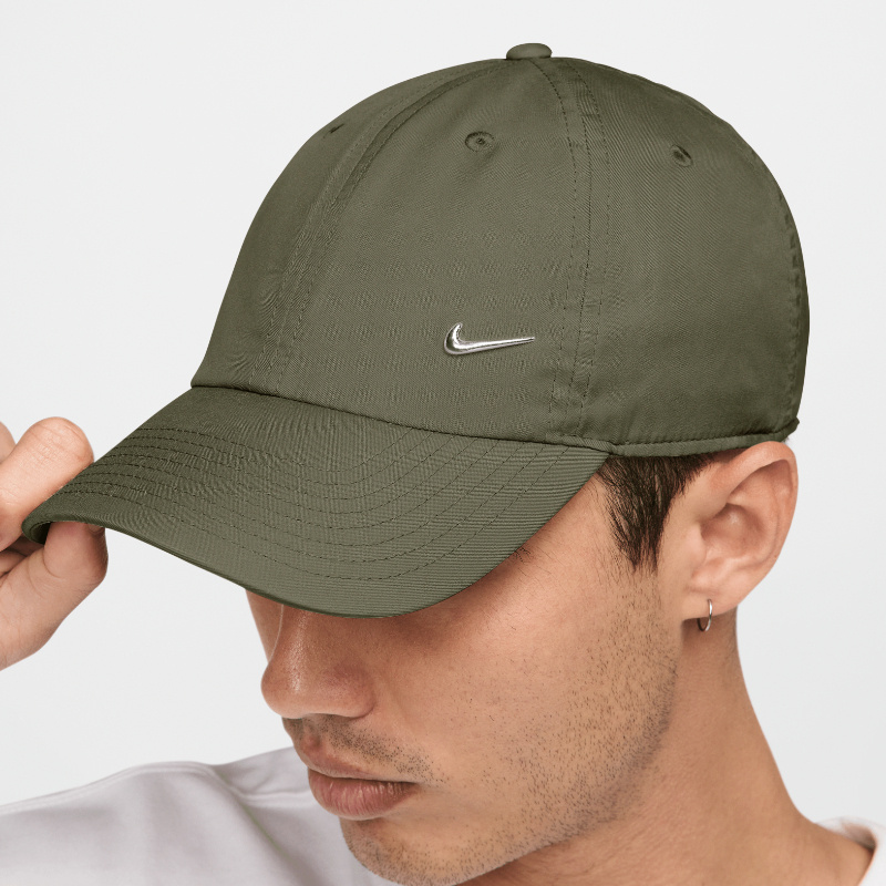 Nike U Nk Df Club Cap U Cb Mtswsh L- Medium Olive/(Metallic Silver)