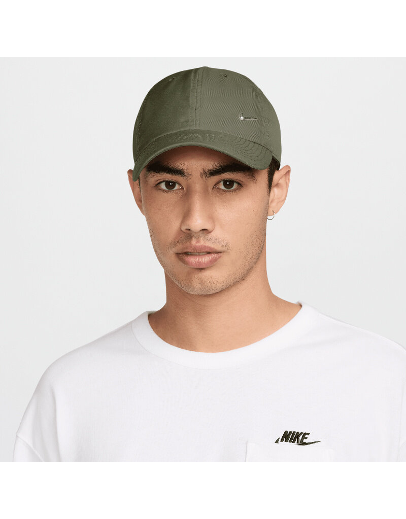 Nike U Nk Df Club Cap U Cb Mtswsh L- Medium Olive/(Metallic Silver)