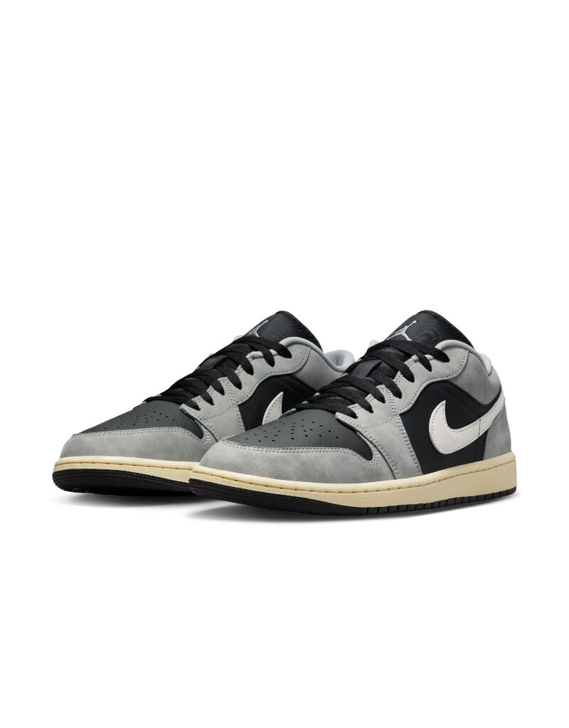 Jordan Air Jordan 1 Low Se- Light Smoke Grey/Black