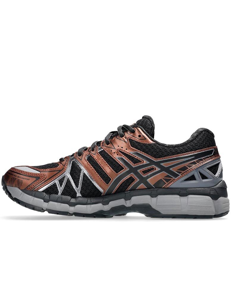 Asics Gel-Kayano 20- Black/Reddish Brown