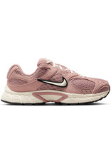Nike W Nike V5 Rnr Suede- Particle Pink/Pale Ivory/Black