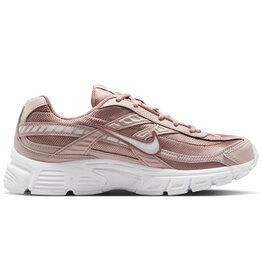 Nike Wmns Nike Initiator- Prtcl Pnk/Wht-Slt Rd-Prtcl Pnk