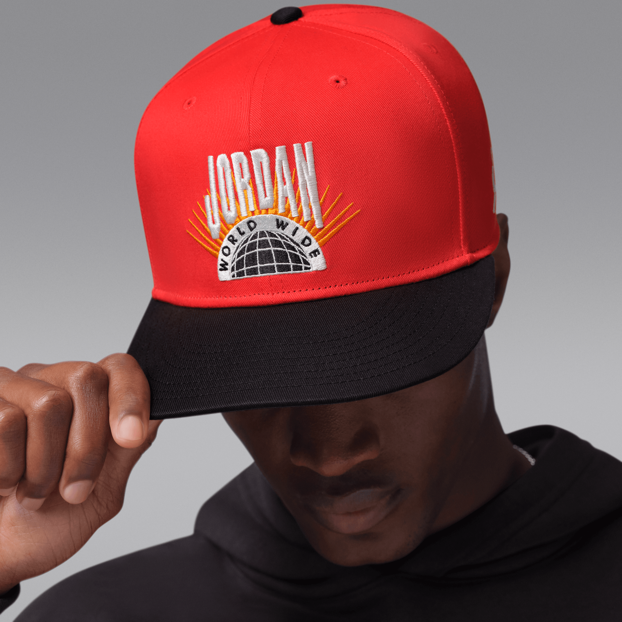 Nike U J Pro Cap S Fb Dc Ess 6Pnl- Chile Red/Kelly Green/(Sail)