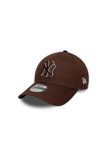 New Era 9Forty Team Outline MLB New York Yankees- Brown