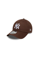 New Era New York Yankees 9FORTY MLB M-Crown Cap