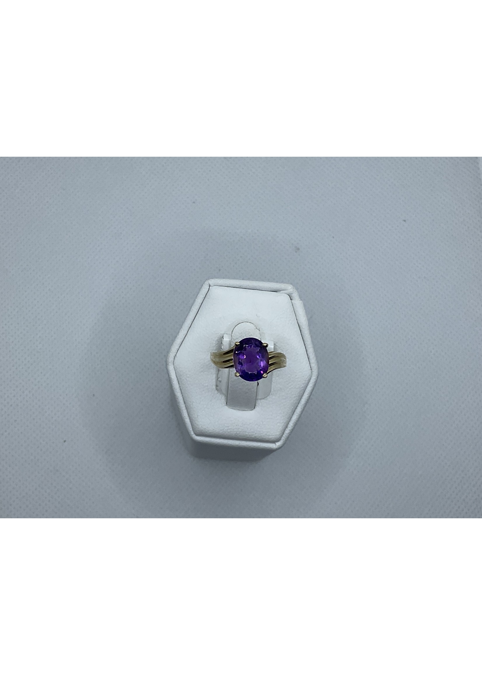 Jordans Oval Amethyst Swirl Band