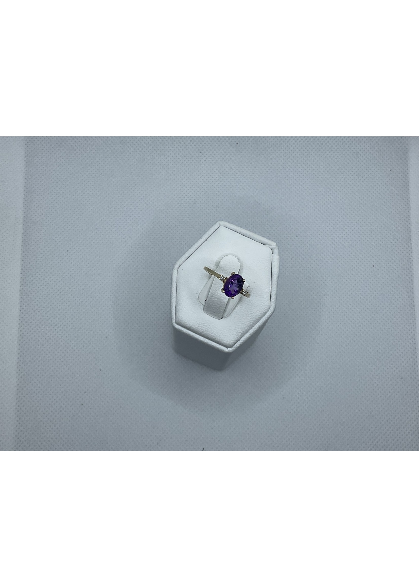 Jordans Oval Amethyst with Diamond Ring