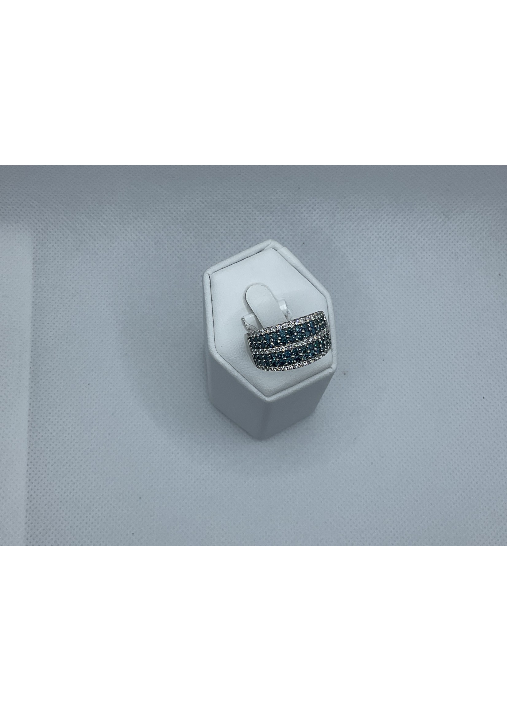 Jordans 2 cttw Diamond and Blue Diamond Ring 10k White