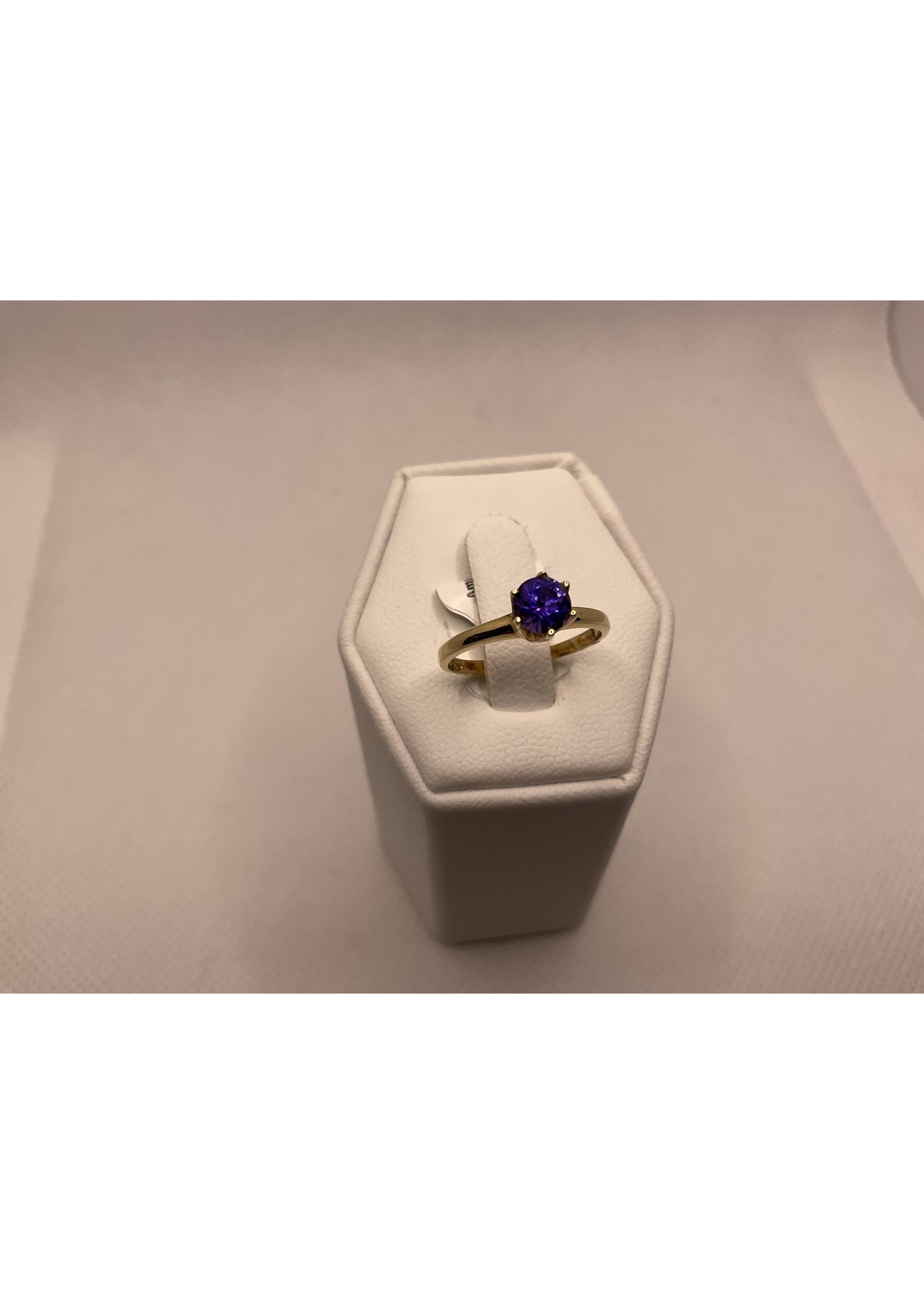 Jordans Amethyst Birthstone Solitaire 10k