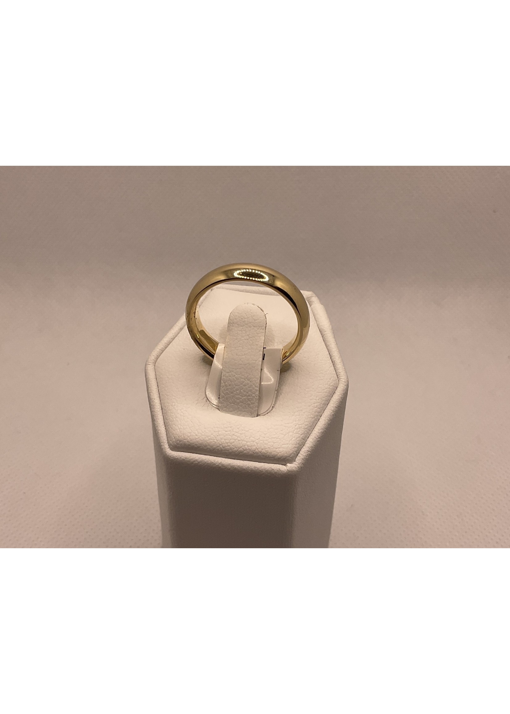 Jordans 14k Gold 4mm Band Sz 8.5