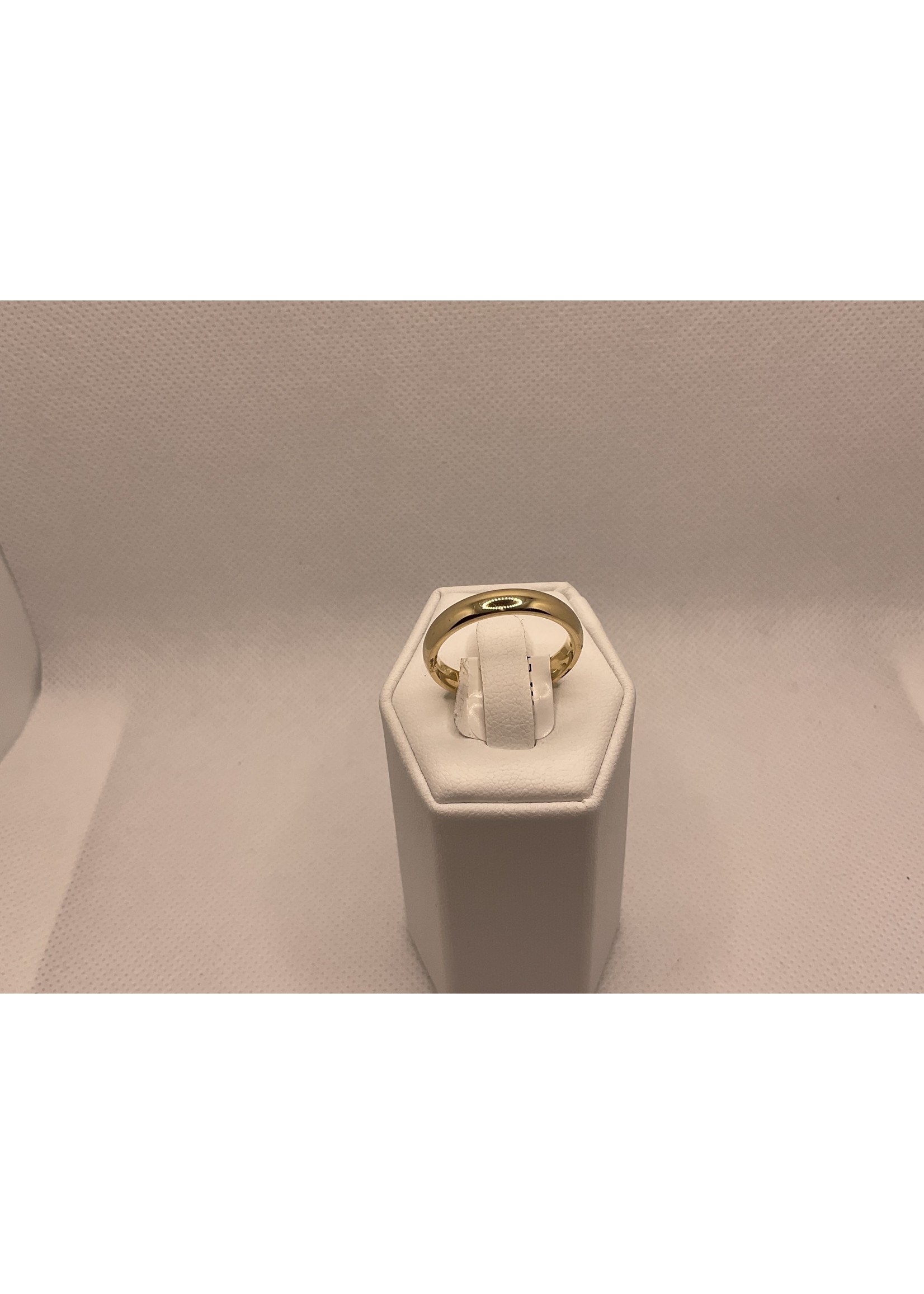 Jordans 14k Gold 4mm Band Sz 9