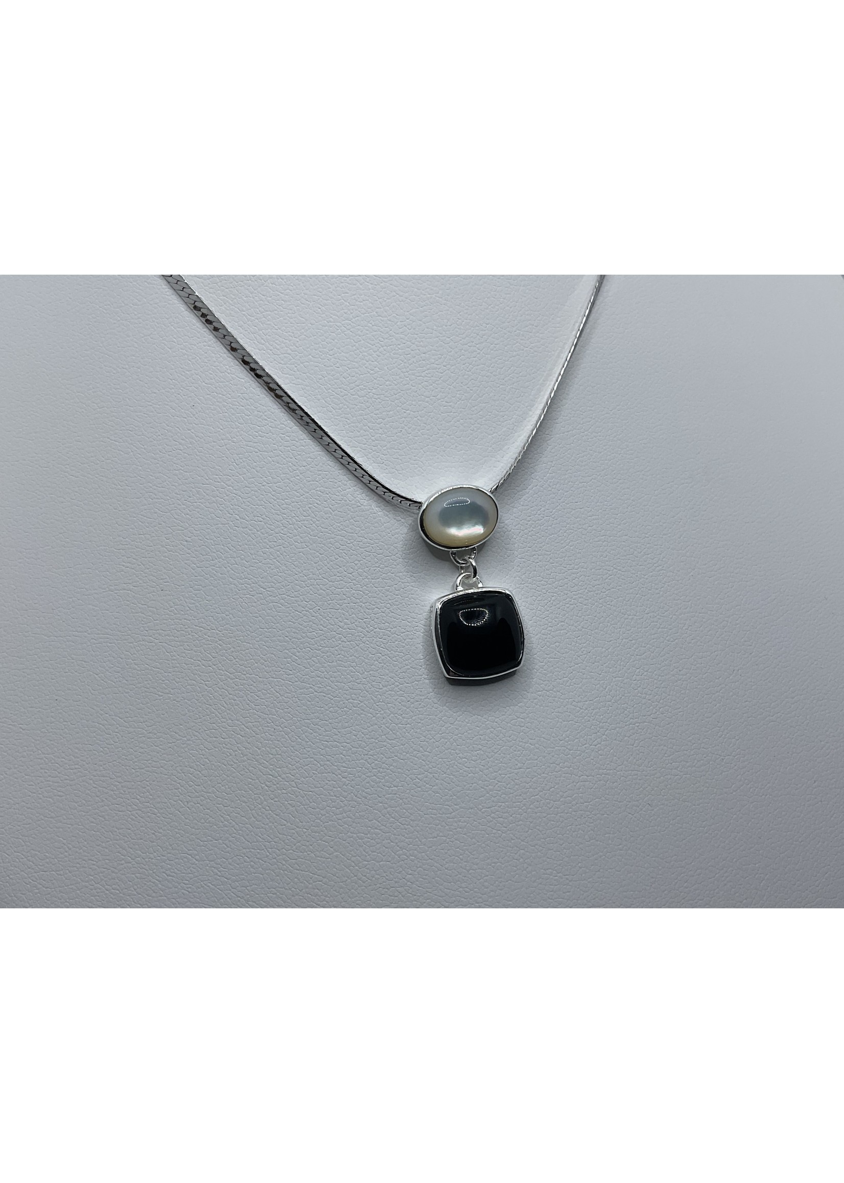 Jordans Mother of Pearl Onyx 20in Sterling Necklace