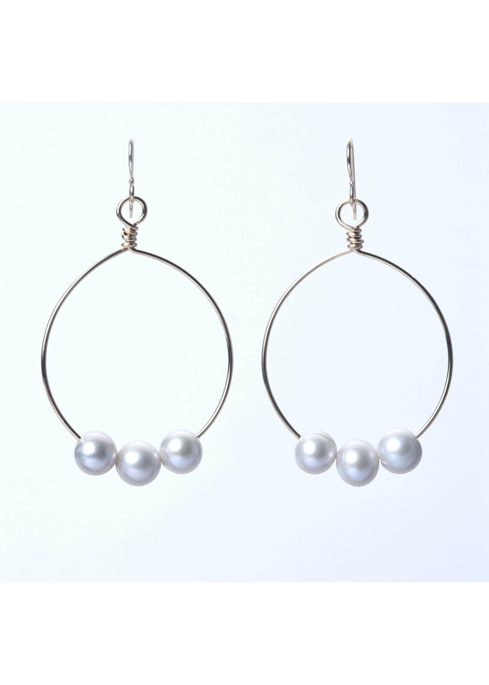 Wendy Perry Designs Lustre Trois Pearl Cristina