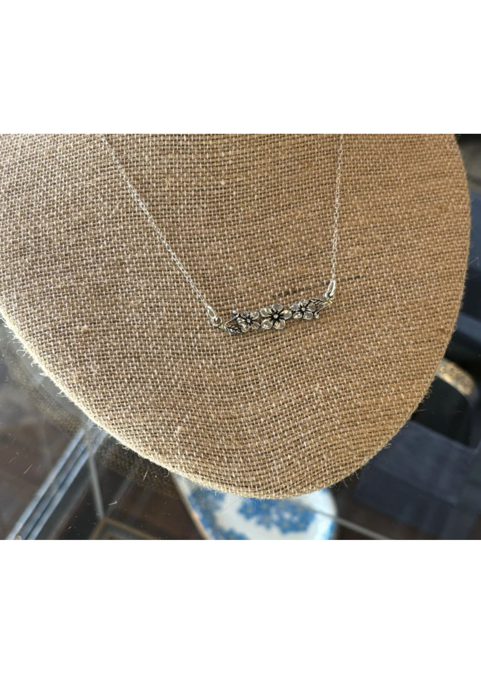 Jordans Forget Me Not Sterling Trio Flower Necklace 16in