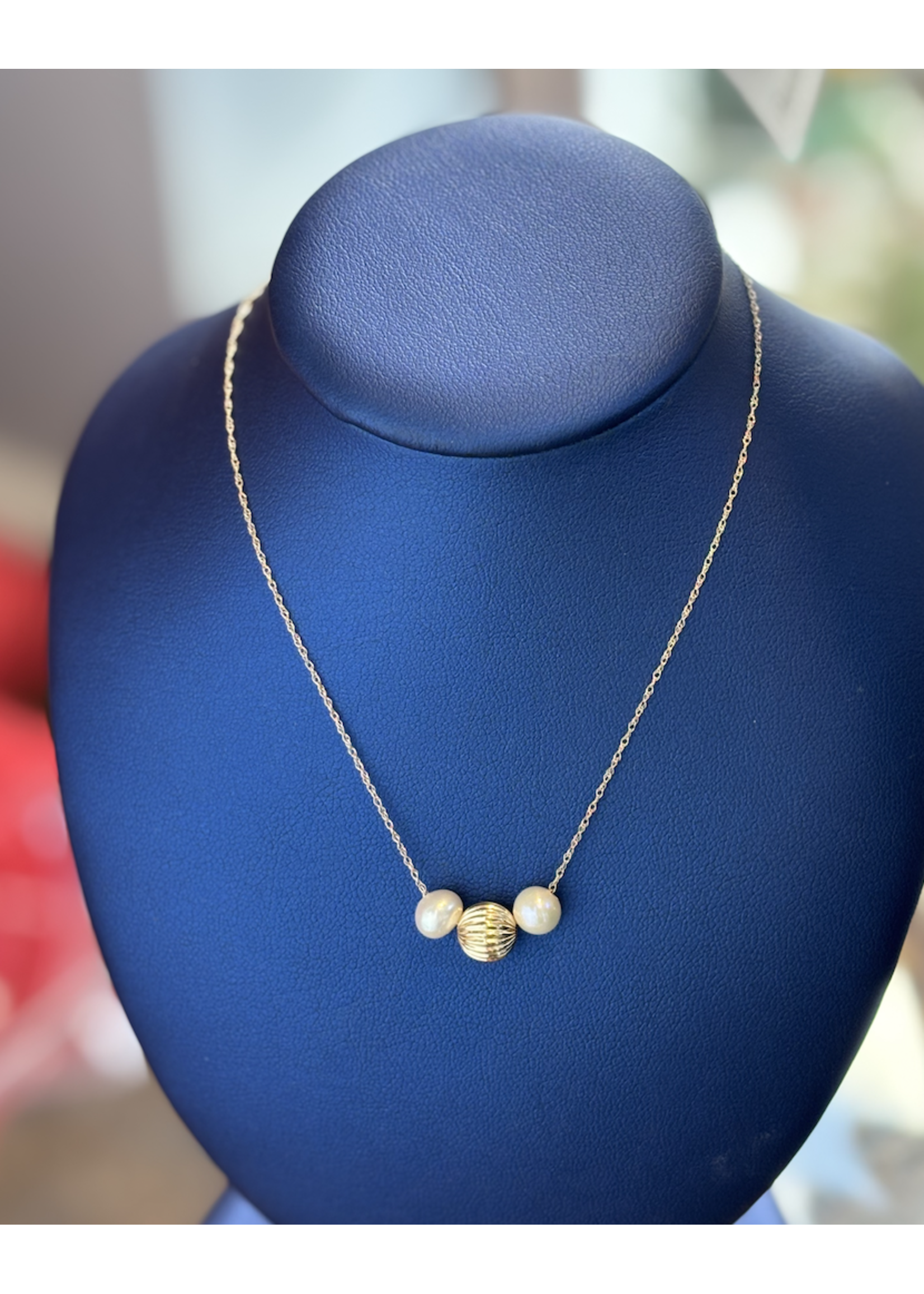 Jordans 14k Gold Bead and Pearl Trio Necklace