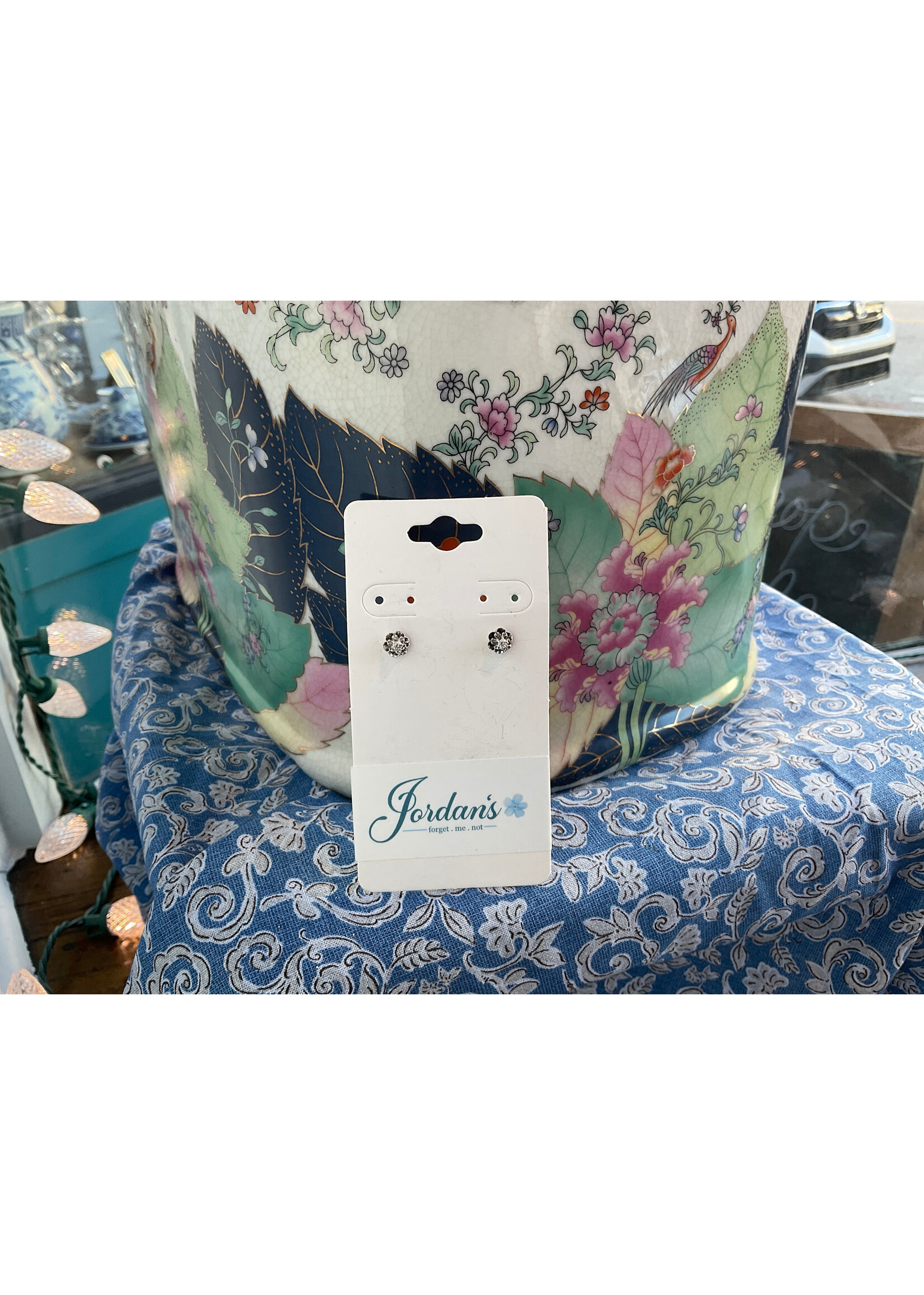 Jordans Baby Floral Diamond Stud 14kwg