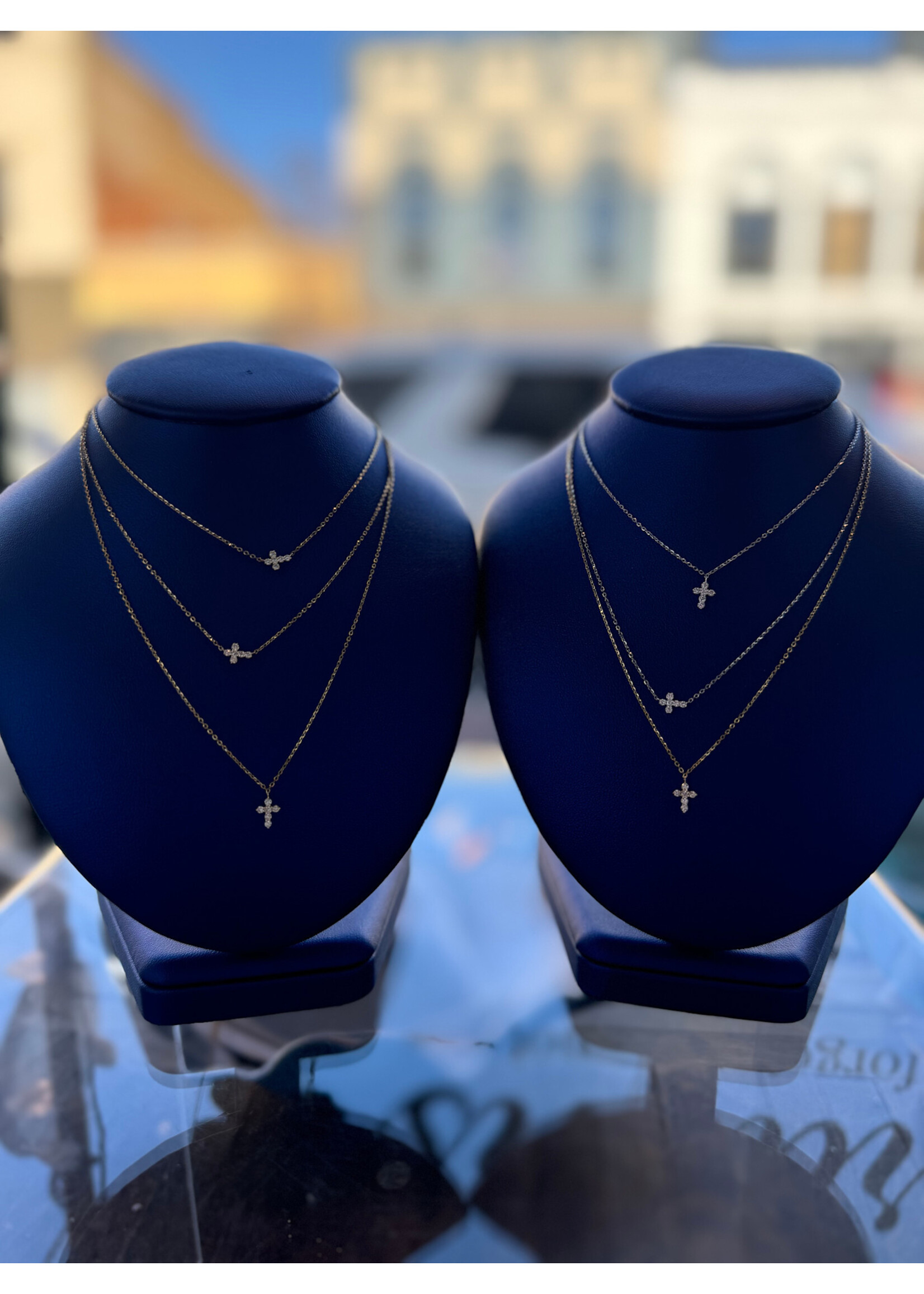 Jordans Jordans Signature Mini Cross Necklace 14k white .10