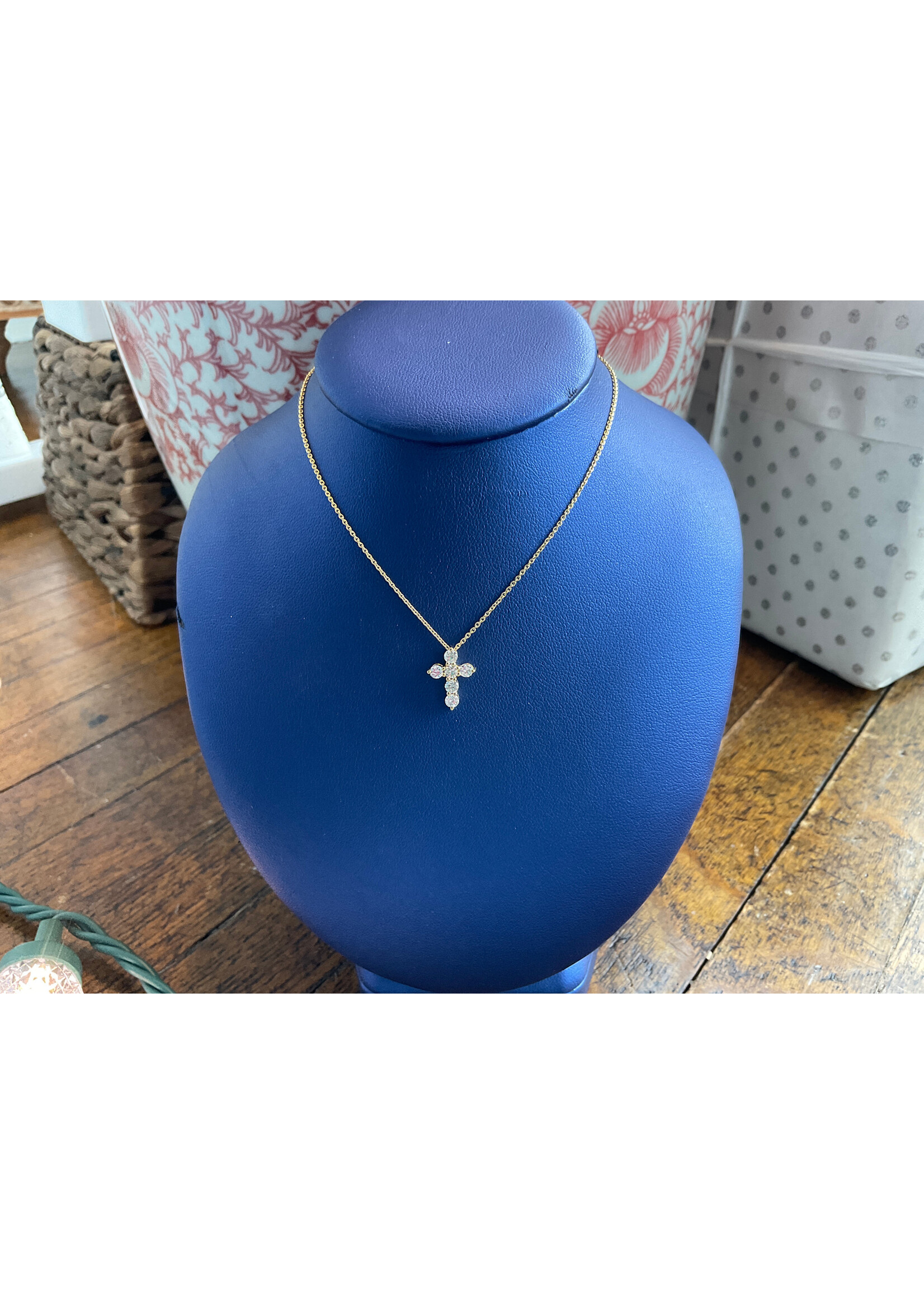 Jordans .50cttw Cross Pendant Necklace 14k on ADJ chain