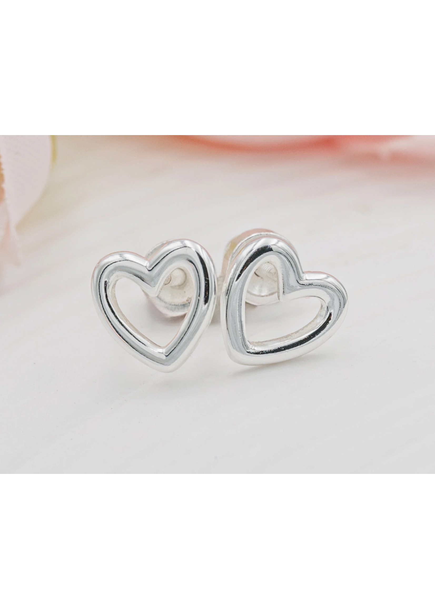 Jordans Heart Stud Screwback Earring SS