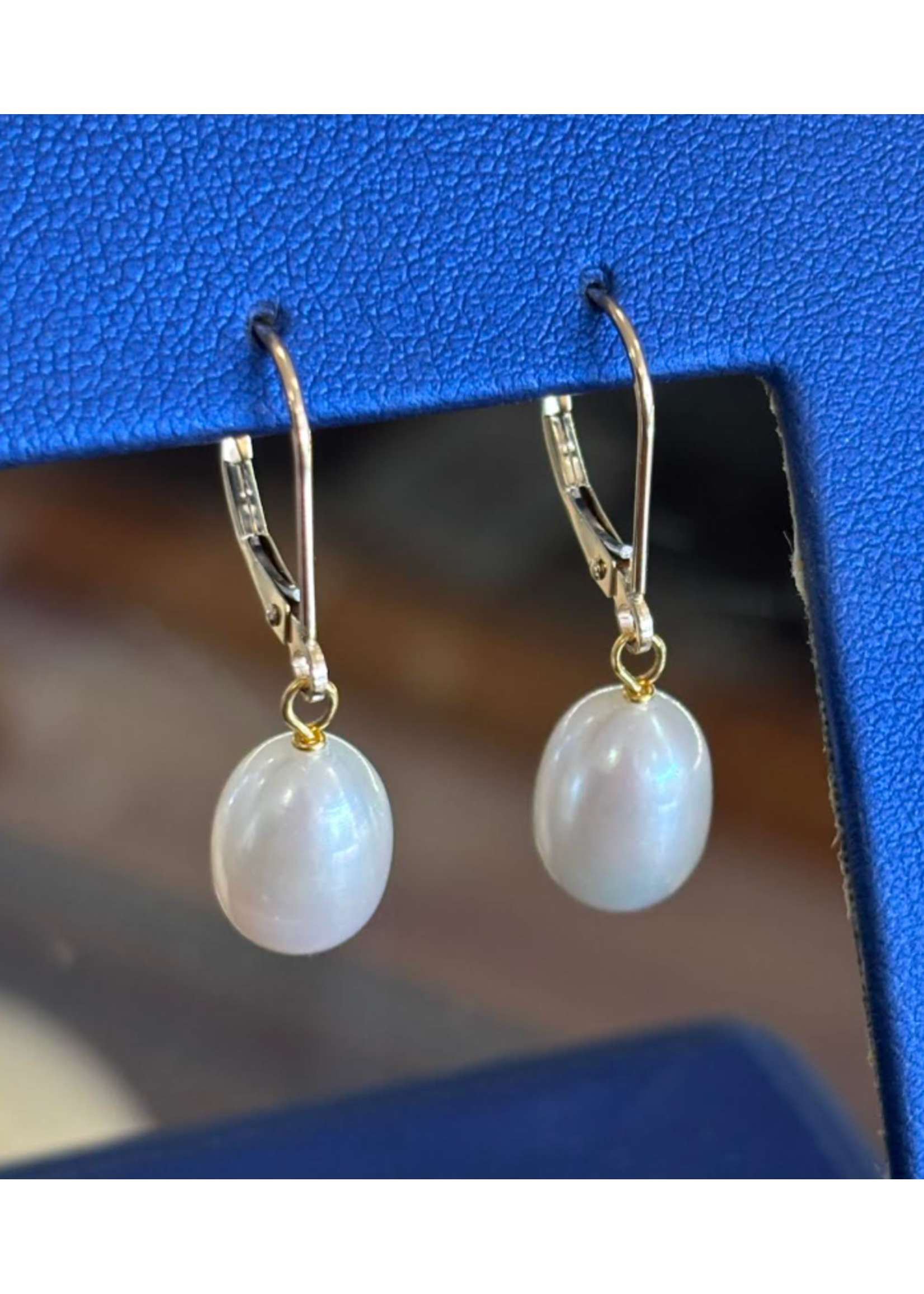 Jordans 10mm FW Potato Pearl Leverback Earring 14k