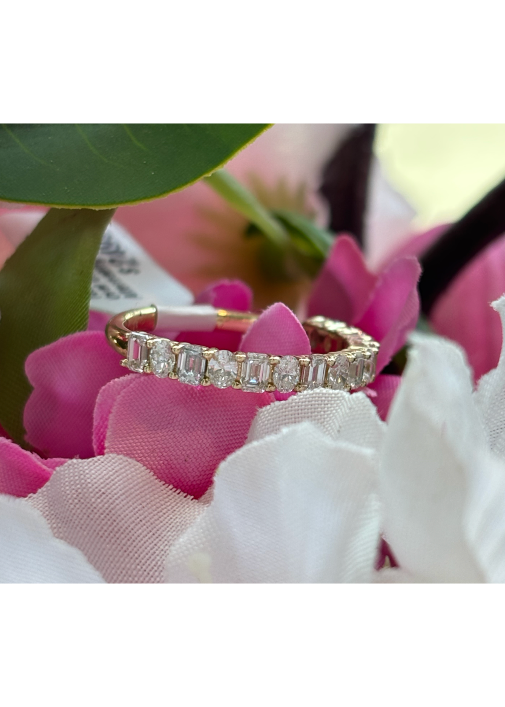 Jordans 1cttw Emerald & Oval Diamond Alternating Band 14k