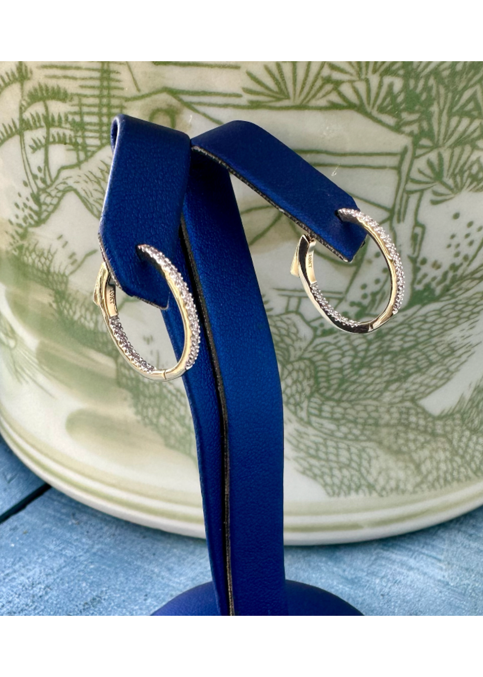 Jordans .25cttw Diamond In & Out  Hoop 10k