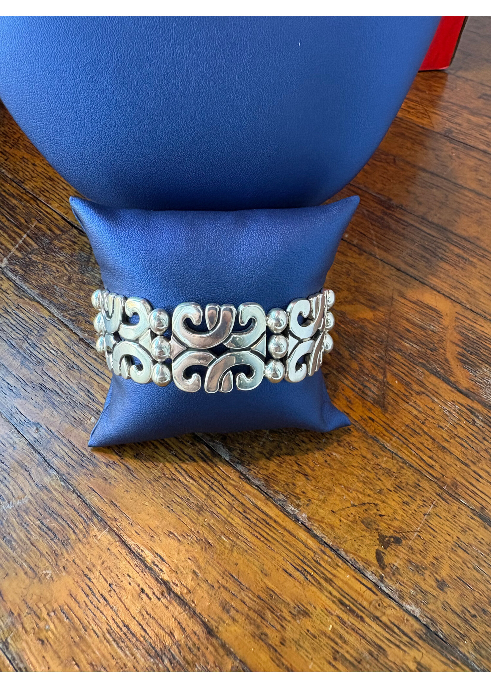 Jordans Estate Scroll Heavy Link Bracelet