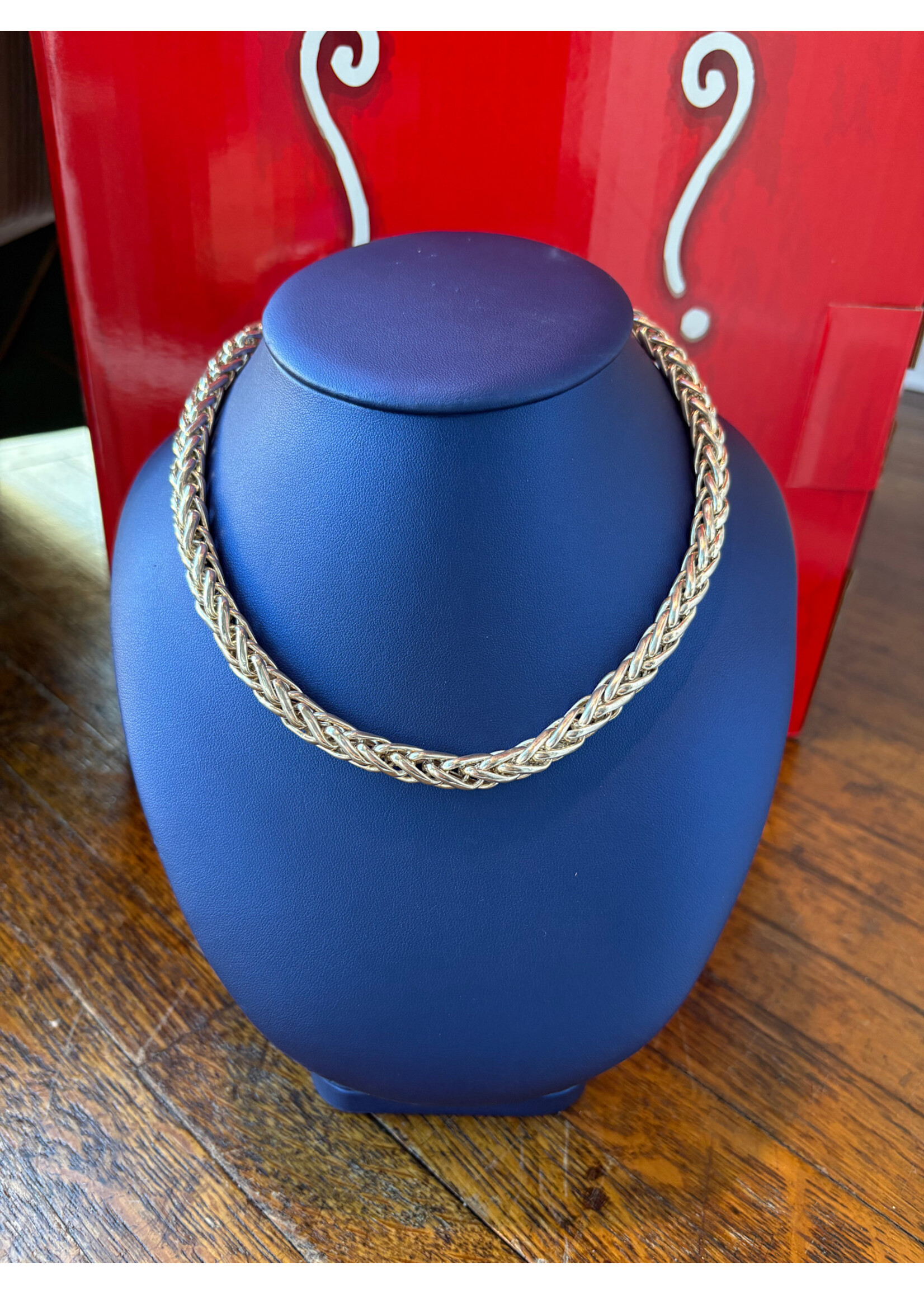 Jordans 8mm Sterling Silver Spiga Chain 18in