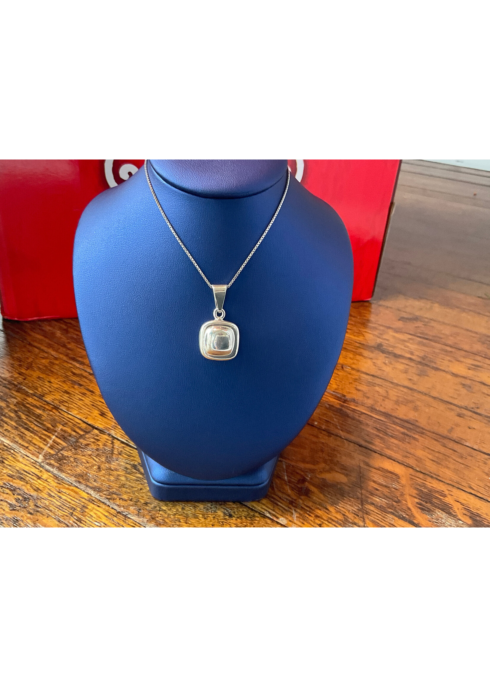 Jordans Sterling Silver Beveled Pendant on 20in Box Chain