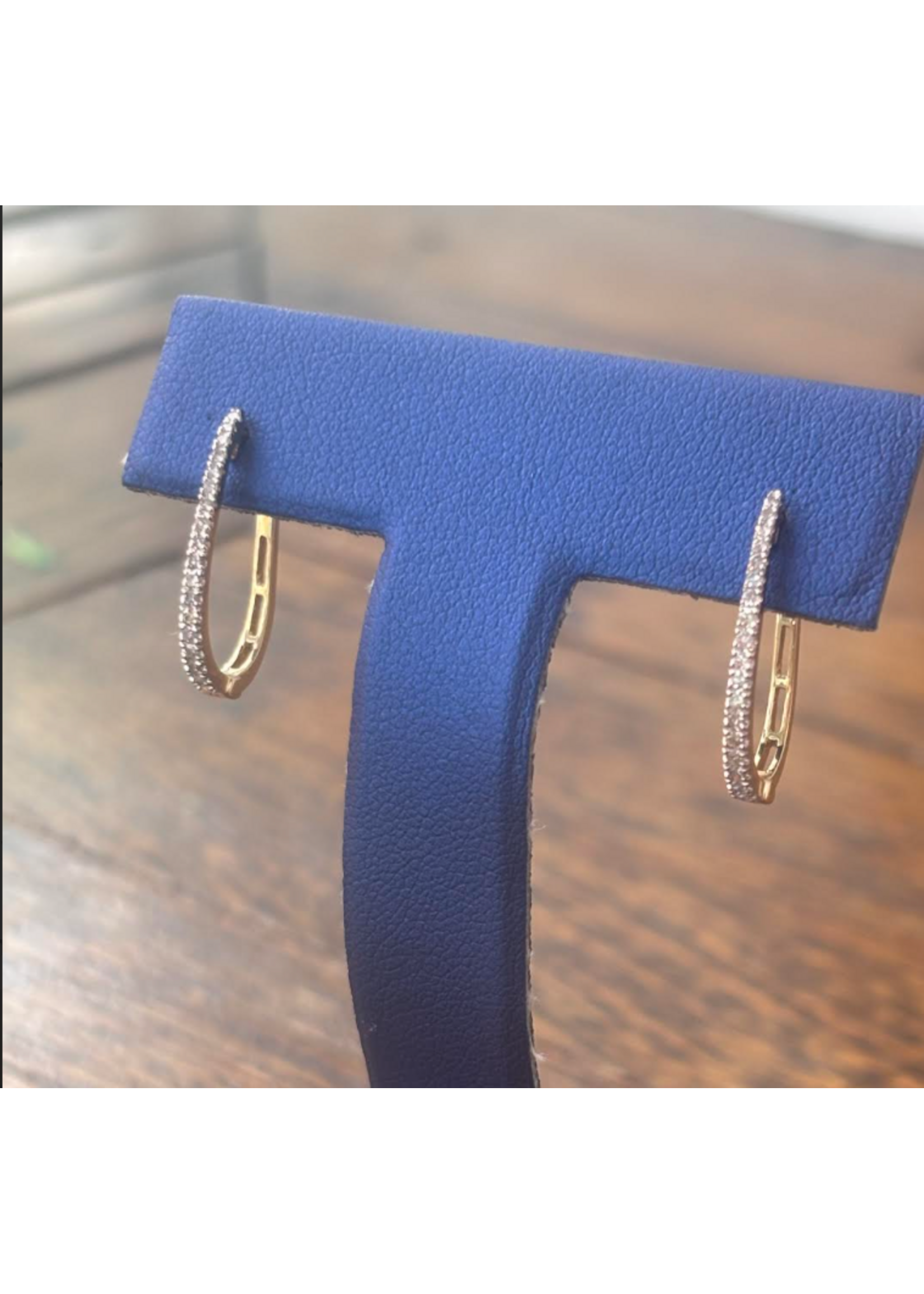 Jordans .20cttw Diamond Oval Hoop 10k