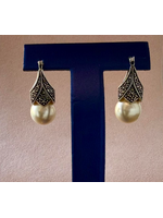 Jordans SS 12mm Pearl & Marcasite Earring