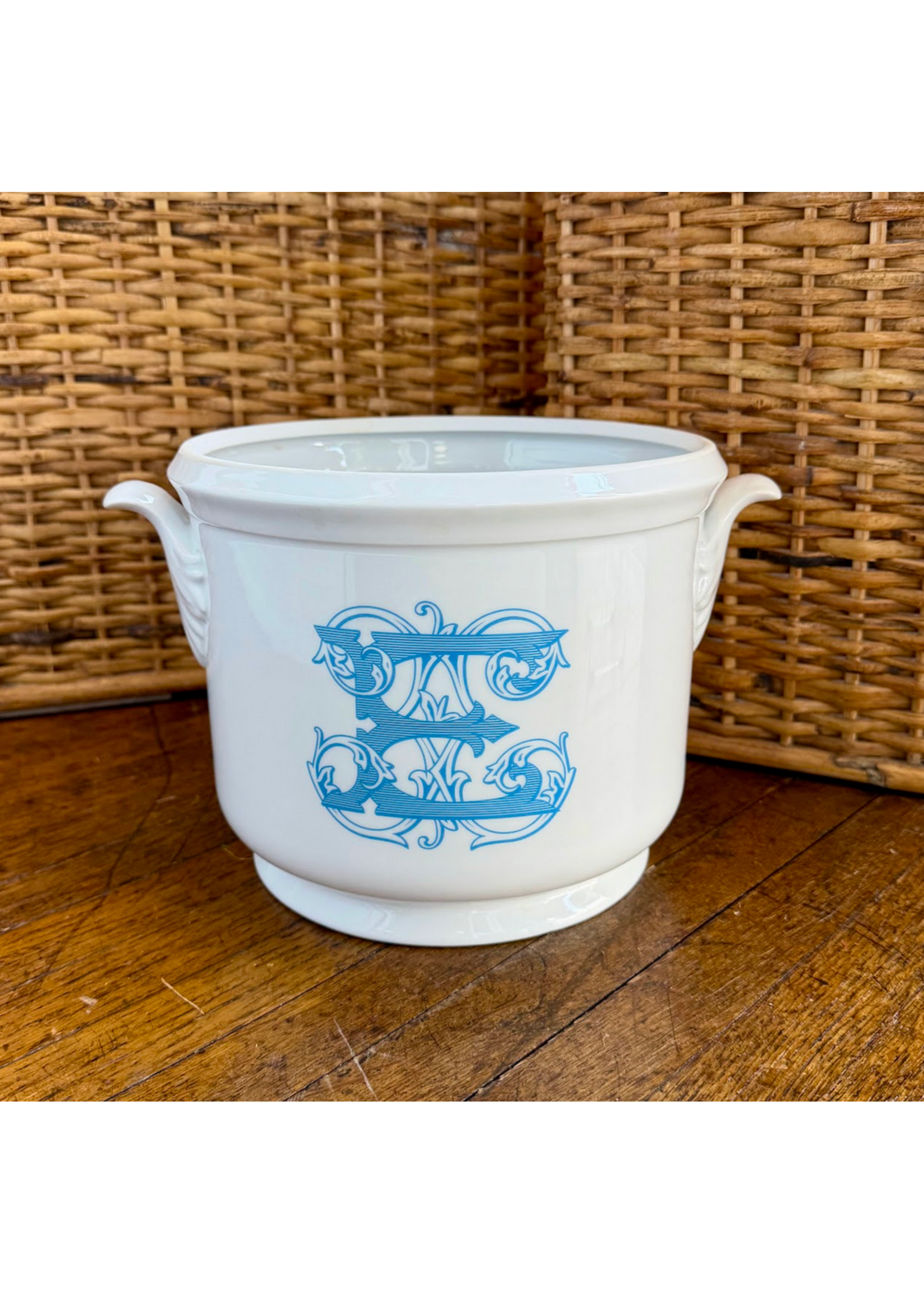 Jordans Lg Round Chinoiserie Cachepot - E - Blue