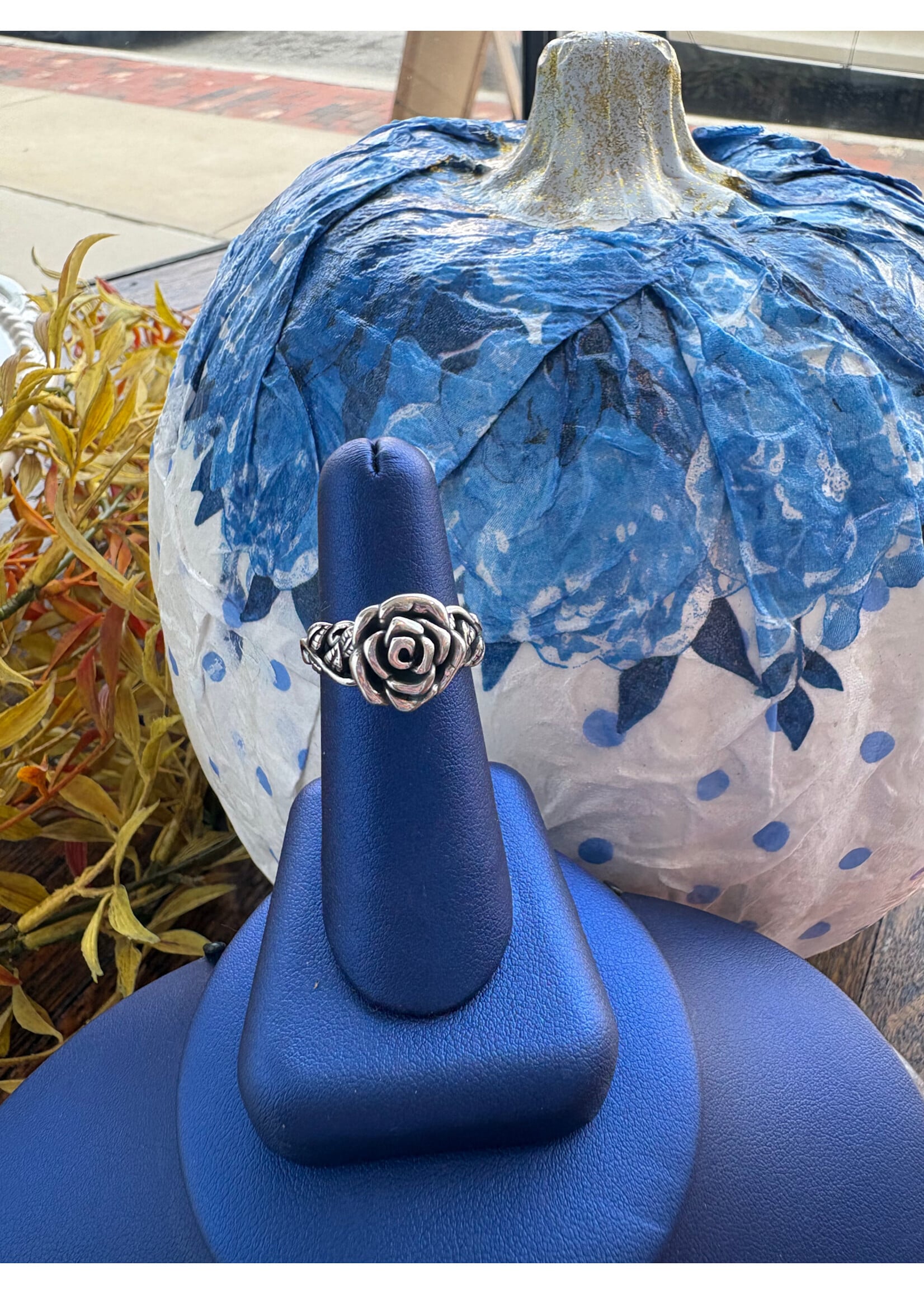Jordans Sterling Silver Rose Ring Sz 7