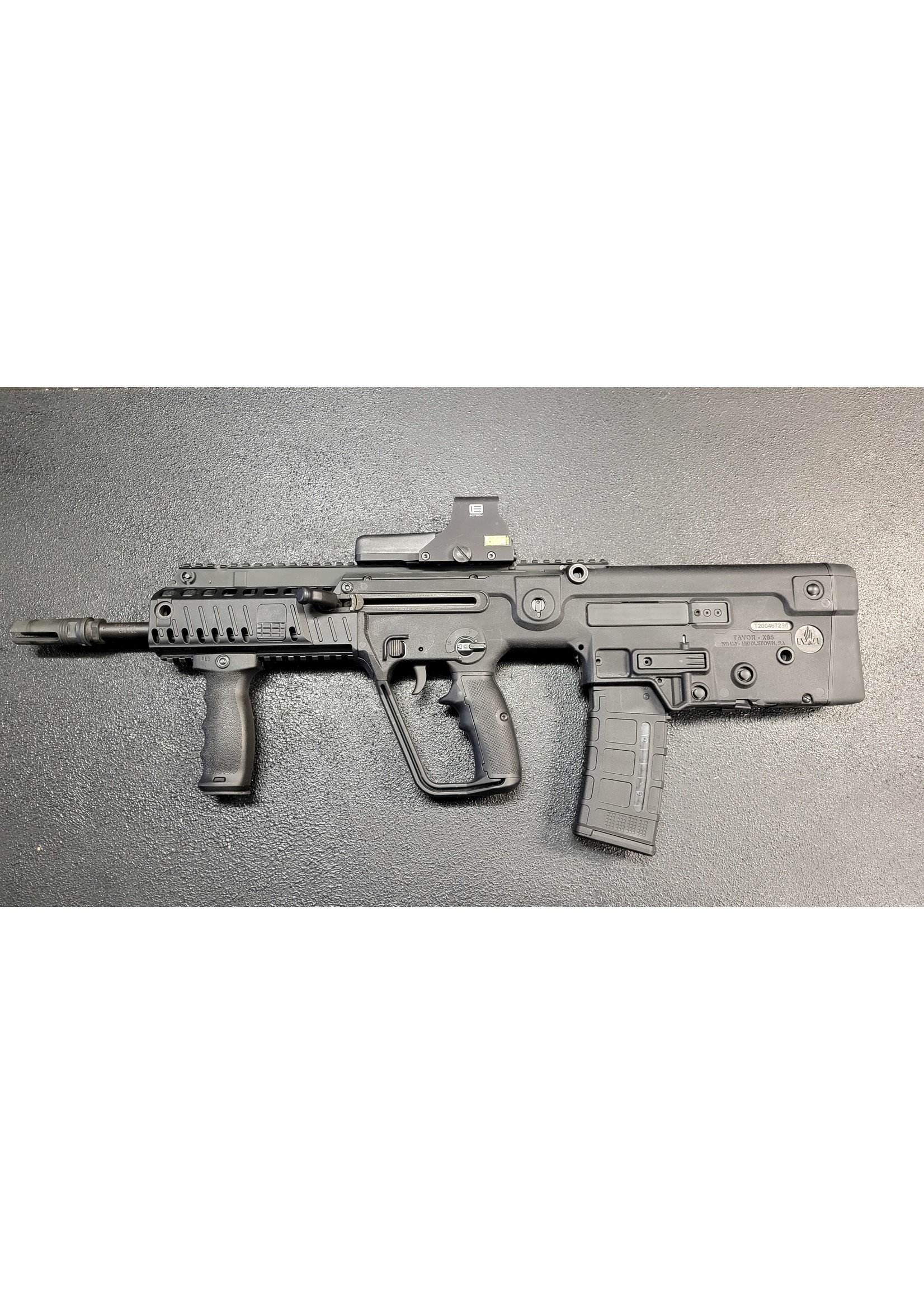 IWI (USED) IWI Tavor X95 5.56 16" Black bullpup w/ flash hider vertical foregrip and Eotech 512
