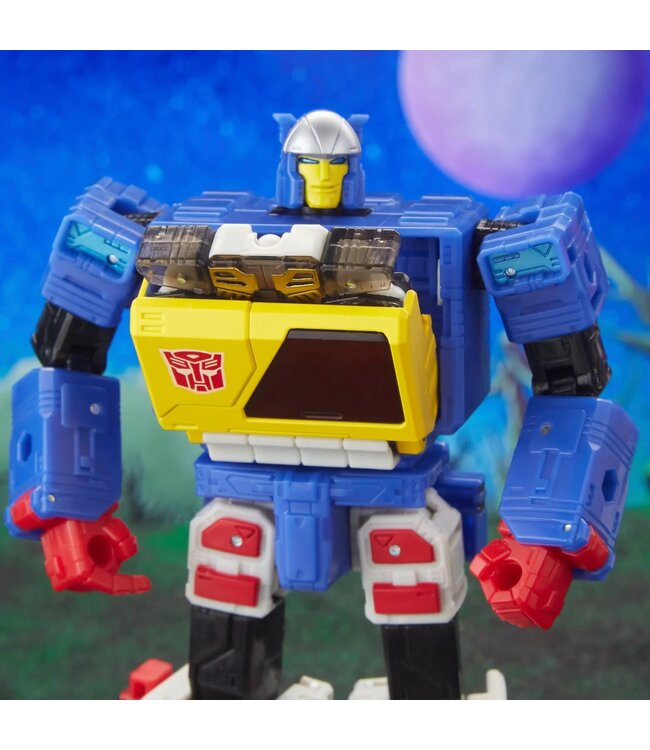 Transformers Legacy Evolution Voyager Twincast and Autobot Rewind