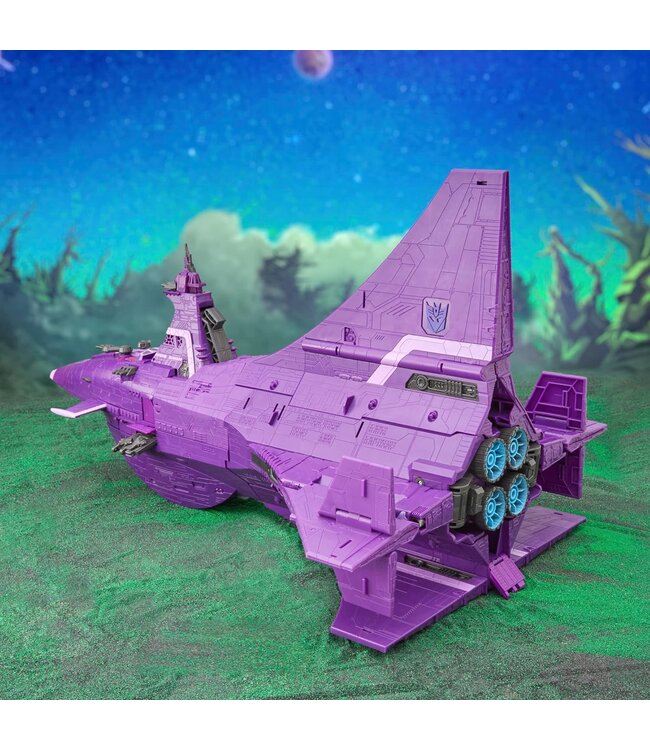 Transformers Legacy Evolution Titan: Decepticon Nemesis