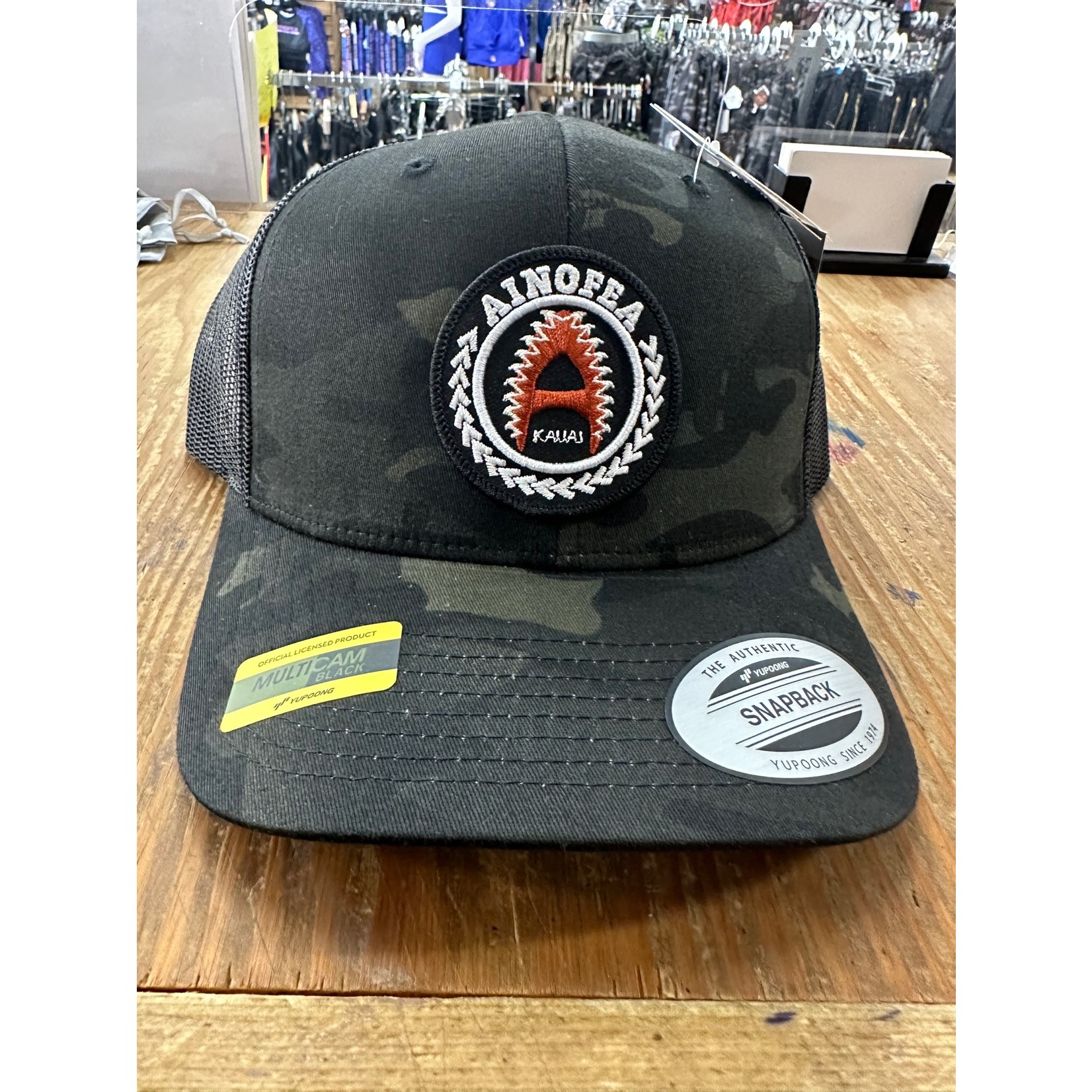 Caps- embroidered logo patch