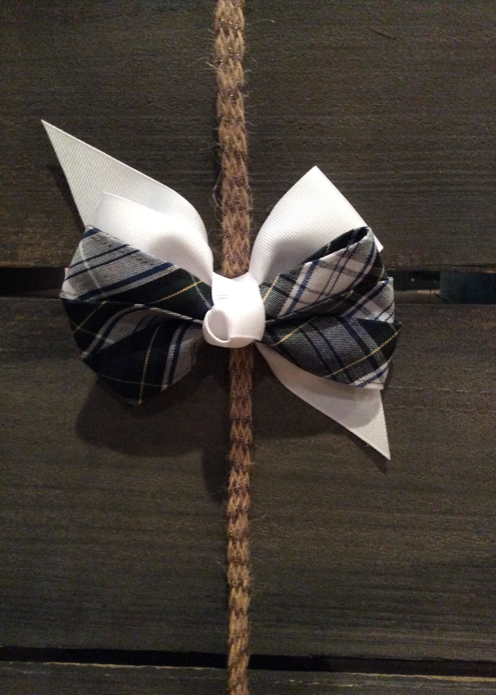 LARGE PINWHEEL PLAID BOW  ON BARRETTE