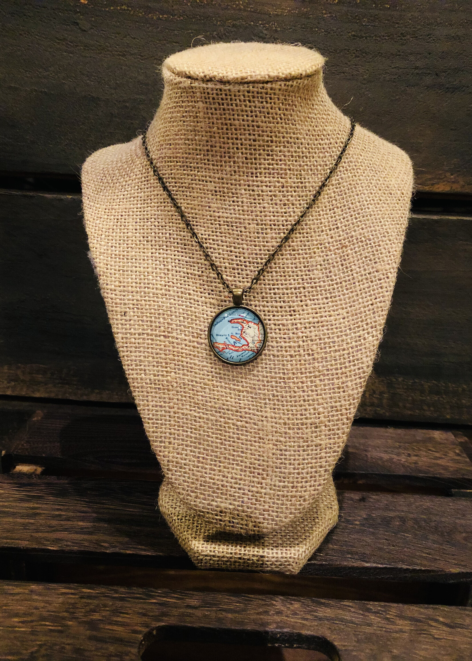 PTV HAITI SMALL PENDANT