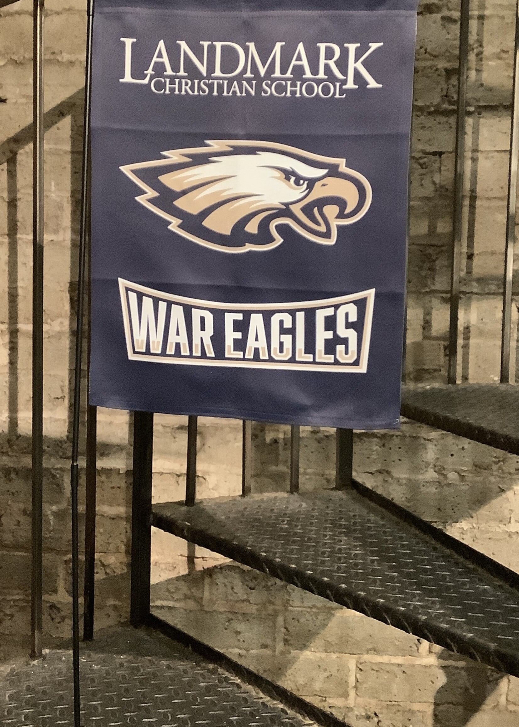 LANDMARK 13 X 18 GARDEN FLAG WITH METAL STAND